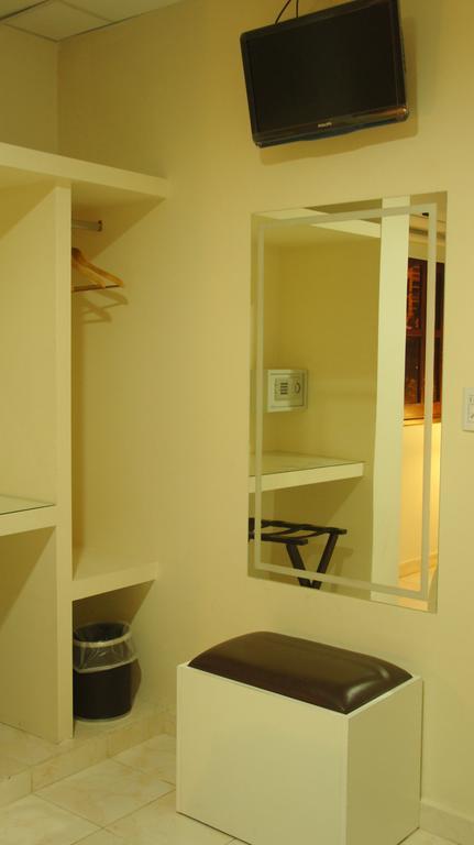 Hotel Boutique Santiago Santiago del Estero Bilik gambar