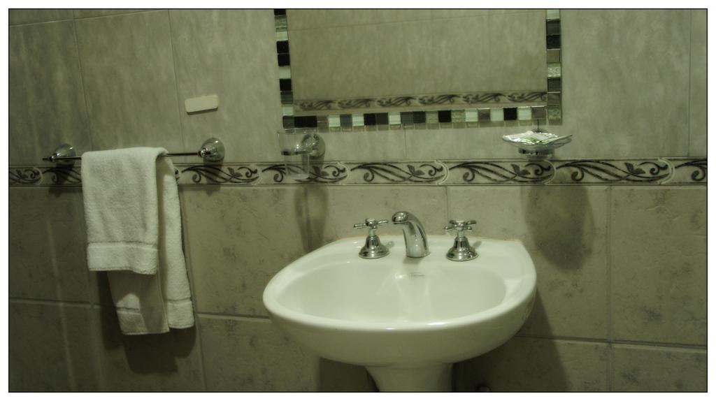 Hotel Boutique Santiago Santiago del Estero Bilik gambar
