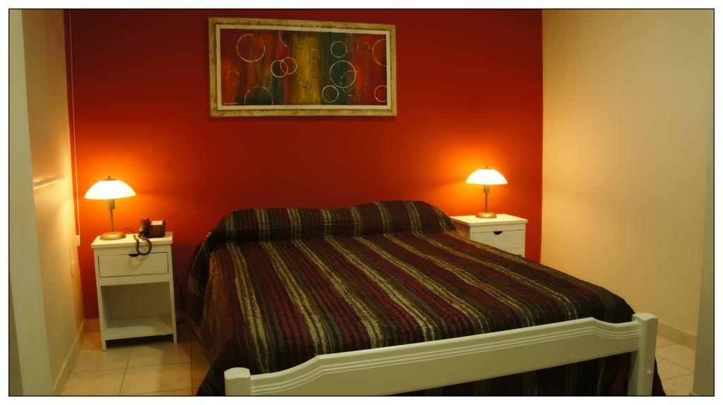 Hotel Boutique Santiago Santiago del Estero Bilik gambar